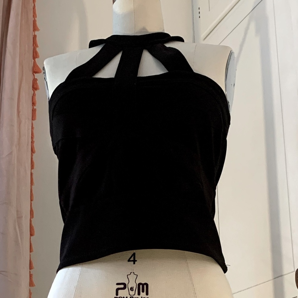 Halter top